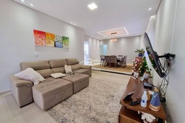 Casa &agrave; venda - 178m&sup2; - Centro