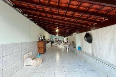 Sobrado &agrave; venda - 351m&sup2; - Pirapitinga