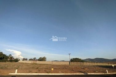 Terreno &agrave; venda - 535m&sup2; - Village