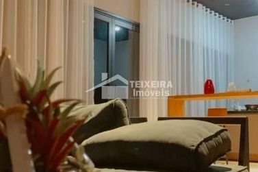 Casa &agrave; venda - 3200m&sup2; - Morada do Sol