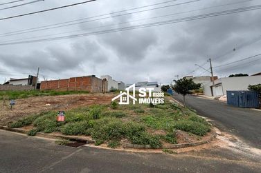 Terreno &agrave; venda - 200m&sup2; - Veredas da Serra