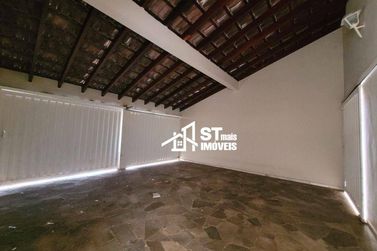 Casa &agrave; venda - 220m&sup2; - Centro