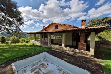 Ch&aacute;cara &agrave; venda - 10000m&sup2; - Zona Rural
