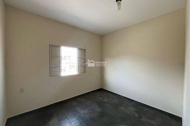 Apartamento para alugar - 123m&sup2; - Centro