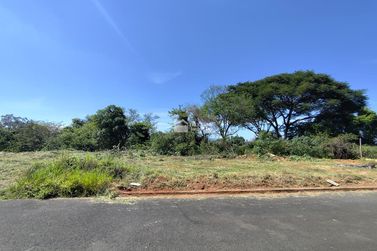 Terreno &agrave; venda - Recanto da Serra