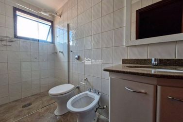 Casa &agrave; venda - 377m&sup2; - Vila Mosconi
