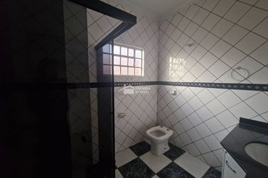 Casa para alugar - 140m&sup2; - Vila Tiradentes