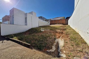 Terreno &agrave; venda - 300m&sup2; - Jardim It&aacute;lia