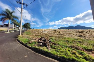 Terreno &agrave; venda - 850m&sup2; - Condom&iacute;nio Recanto Verde