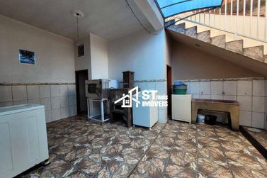Casa &agrave; venda - 185m&sup2; - S&oacute;vis