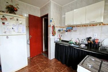 Casa &agrave; venda - 97m&sup2; - Jardim Vit&oacute;ria