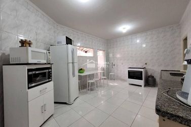 Casa &agrave; venda - 202m&sup2; - 