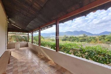 Ch&aacute;cara &agrave; venda - 750m&sup2; - Retirinho