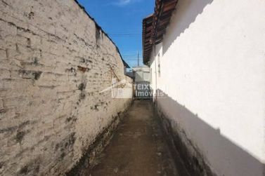 Casa &agrave; venda - 783m&sup2; - Centro