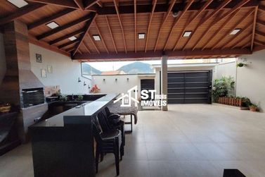 Casa &agrave; venda - 148m&sup2; - Portal da Mantiqueira