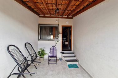 Casa &agrave; venda - 60m&sup2; - Jardim Muterle