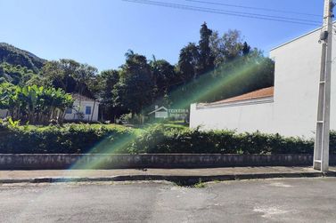 Terreno &agrave; venda - 390m&sup2; - Logoa Dourada