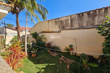 Casa &agrave; venda - 300m&sup2; - Jardim Bela Vista