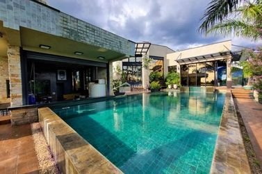 Casa &agrave; venda - 450m&sup2; - Condom&iacute;nio Recanto Verde