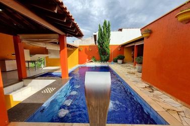Casa &agrave; venda - 388m&sup2; - Jardim Panorama
