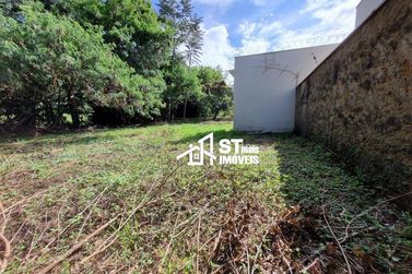 Casa &agrave; venda - 426m&sup2; - Centro