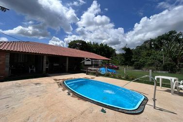 Ch&aacute;cara &agrave; venda - 500m&sup2; - Vargem do Rigoni