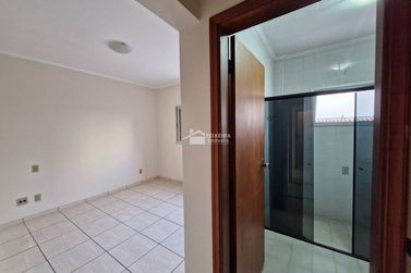 Apartamento para alugar - 193m&sup2; - Centro