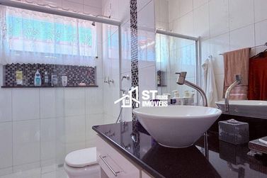 Casa &agrave; venda - 201m&sup2; - Jardim Panorama