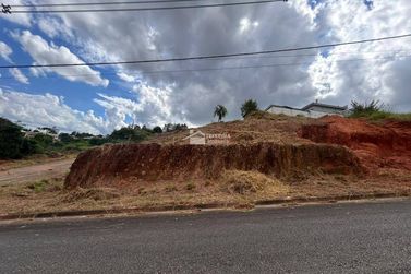 Terreno &agrave; venda - Canto dos P&aacute;ssaros