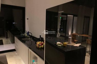 Casa &agrave; venda - 3200m&sup2; - Morada do Sol