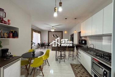 Sobrado &agrave; venda - 500m&sup2; - Jardim Mantiqueira 2