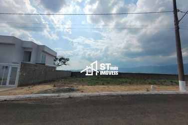 Terreno &agrave; venda - 300m&sup2; - Condominio Village