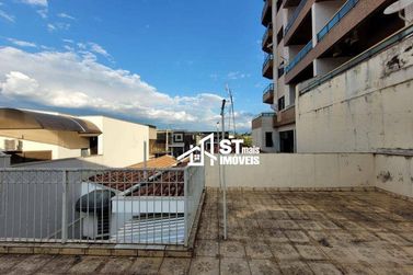 Casa para alugar - 272m&sup2; - Centro