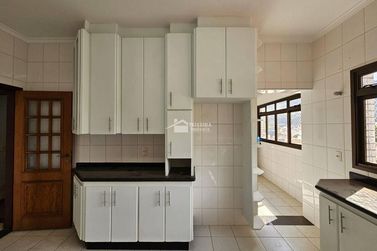 Apartamento &agrave; venda - 164m&sup2; - Centro