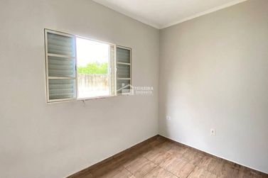 Casa &agrave; venda - 140m&sup2; - Jardim Rio Negro