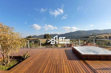 Casa &agrave; venda - 300m&sup2; - Andradas