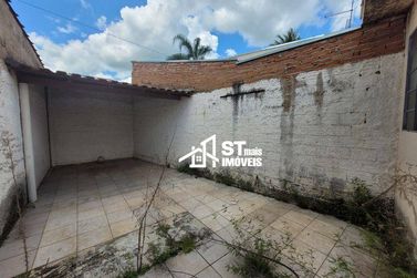 Casa &agrave; venda - 99m&sup2; - Pirapitinga