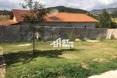 Ch&aacute;cara &agrave; venda - 500m&sup2; - Zona Rural
