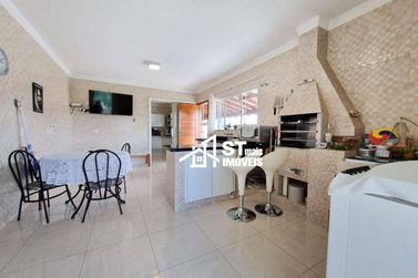 Casa &agrave; venda - 500m&sup2; - Centro