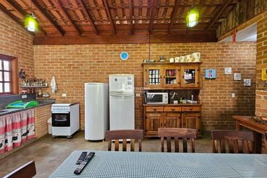 Casa &agrave; venda - 300m&sup2; - Centro
