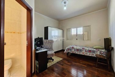 Casa &agrave; venda - 300m&sup2; - Jardim Bela Vista