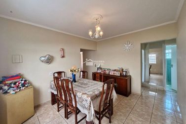 Sobrado &agrave; venda - 286m&sup2; - Pirapitinga