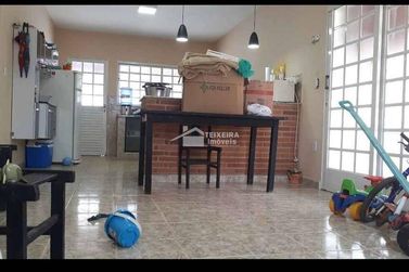 Casa &agrave; venda - 198m&sup2; - Clube Uva