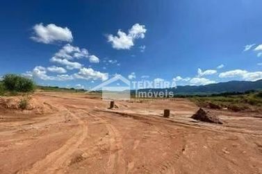 Terreno &agrave; venda - 204m&sup2; - Parque da Liberdade
