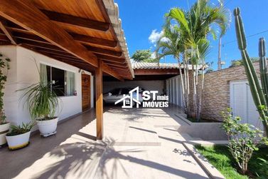 Casa &agrave; venda - 500m&sup2; - Centro