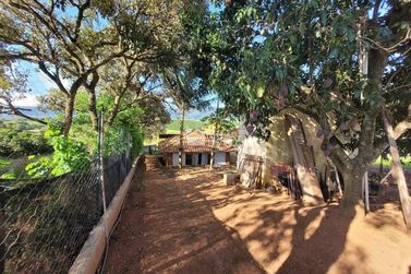 Ch&aacute;cara &agrave; venda - 50m&sup2; - Centro