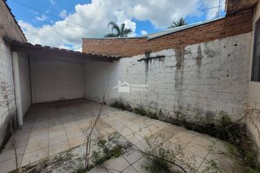 Casa &agrave; venda - 99m&sup2; - Pirapitinga