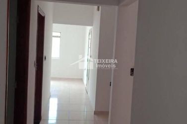 Casa &agrave; venda - 216m&sup2; - Centro