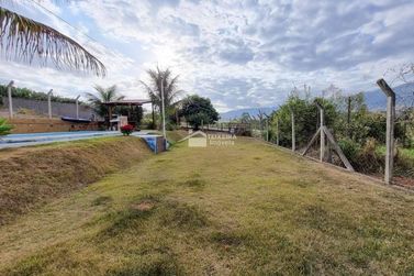 Ch&aacute;cara &agrave; venda - 750m&sup2; - Retirinho