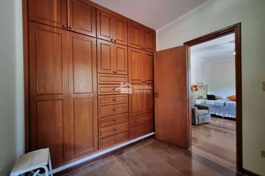 Casa &agrave; venda - 427m&sup2; - Centro
